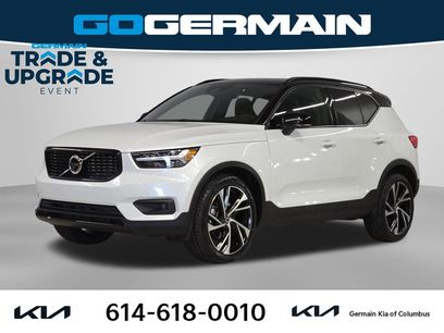 Used 2021 Volvo XC40 T5 R-Design w/ Advanced Package