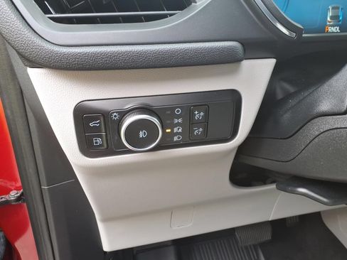 Used 2023 Ford Escape Platinum w/ Premium Technology Package AWD/4WD image 20