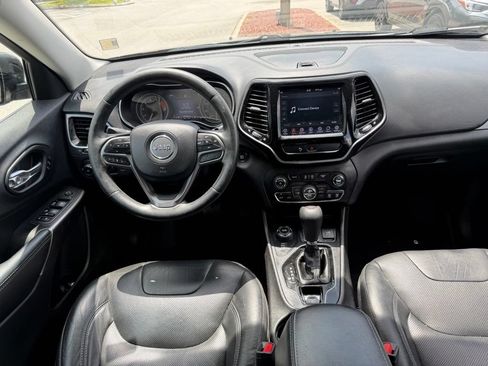 Used 2019 Jeep Cherokee Limited AWD/4WD image 19
