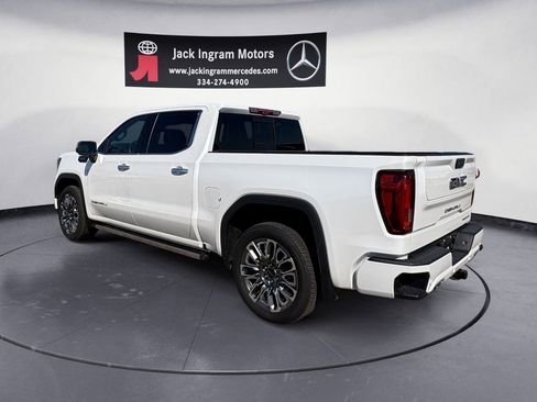 Used 2024 GMC Sierra 1500 Denali Ultimate image 3