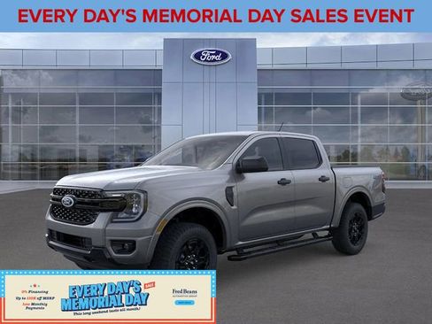 Used 2025 Ford Ranger XLT w/ Black Appearance Package AWD/4WD image 2