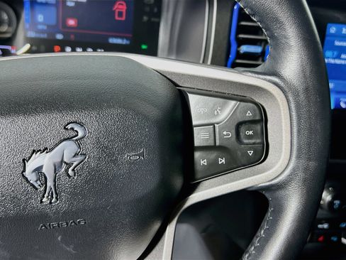 Used 2023 Ford Bronco Black Diamond AWD/4WD image 19