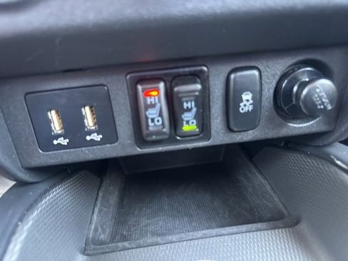 Used 2024 Mitsubishi Outlander Sport SE image 8