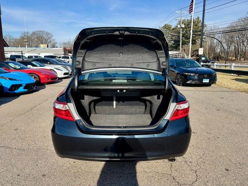 Used 2015 Toyota Camry XLE image 27