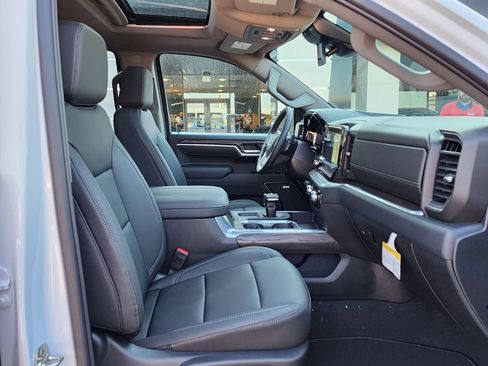 New 2026 GMC Sierra 1500 SLT w/ SLT Premium Plus Package AWD/4WD image 39
