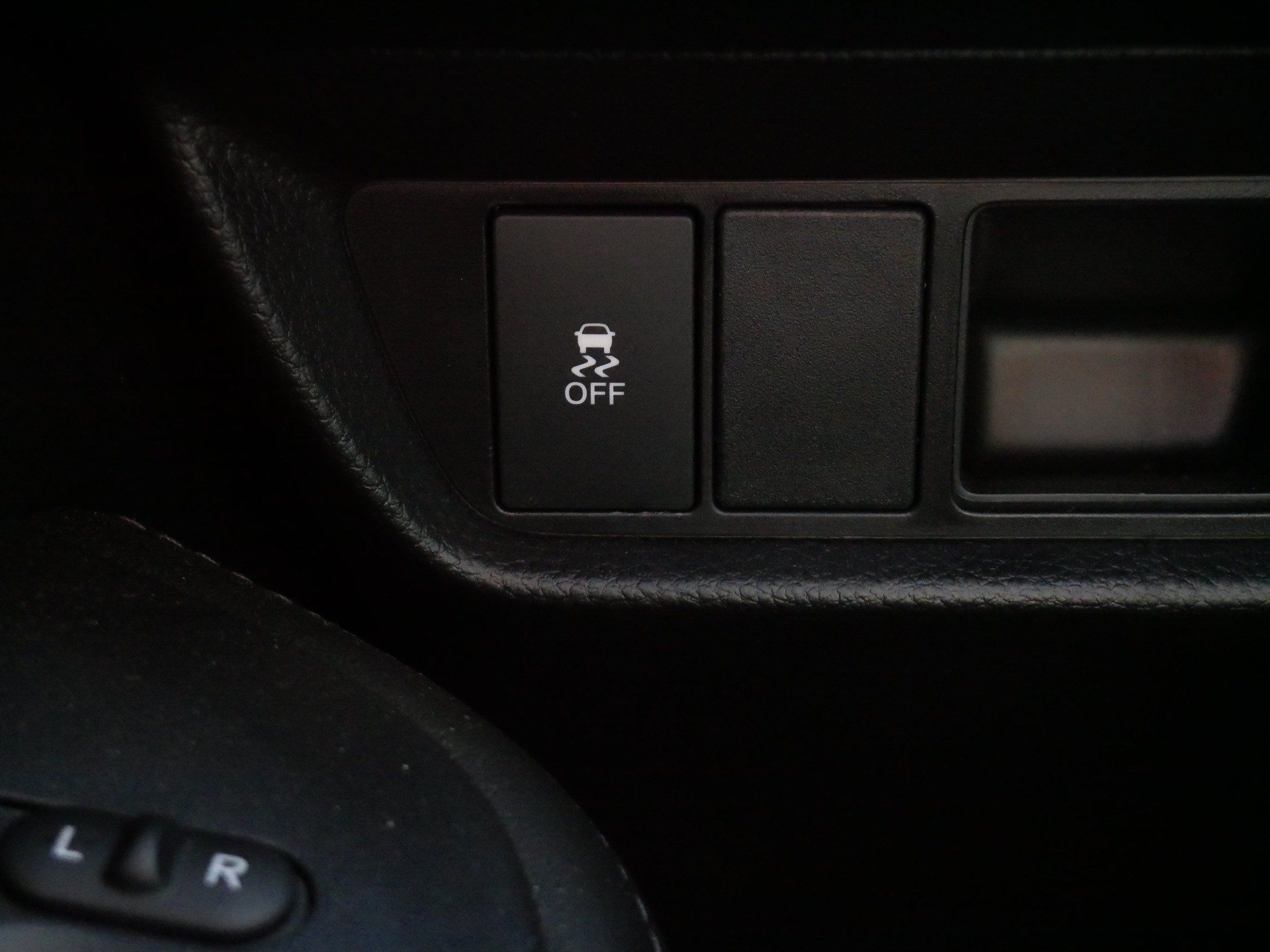 Used 2027 Honda HR-V EX-L image 26