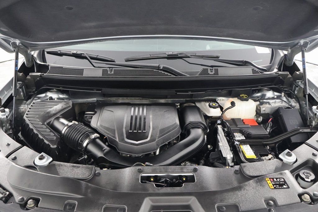 Used 2024 Chevrolet Traverse LT w/ Enhanced Driving Package FWD image 14