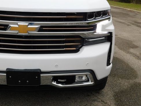Used 2021 Chevrolet Silverado 1500 High Country w/ Technology Package image 14