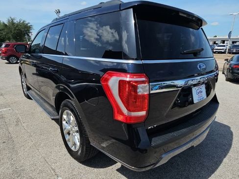 Used 2021 Ford Expedition XLT RWD image 5