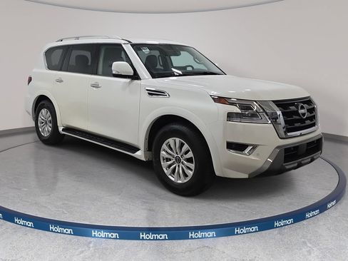 Used 2024 Nissan Armada SV AWD/4WD image 4