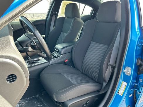Used 2023 Dodge Charger R/T w/ Harman/Kardon Audio Group image 17