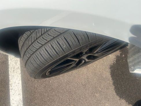 Used 2023 Toyota Camry SE FWD image 4