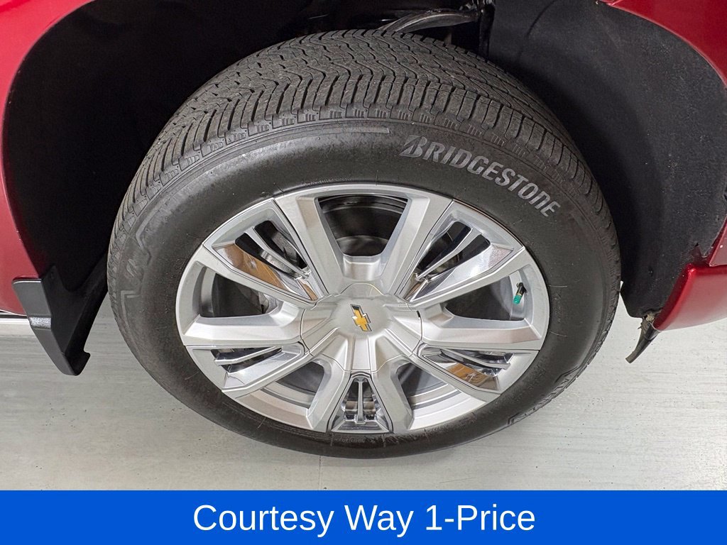 Used 2022 Chevrolet Silverado 1500 High Country w/ High Country Premium Package RWD image 13
