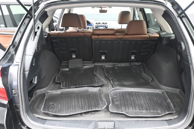 Used 2019 Subaru Outback 2.5i Touring w/ Popular Package #3A AWD/4WD image 26