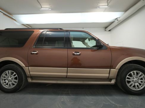 Used 2012 Ford Expedition EL XLT image 16