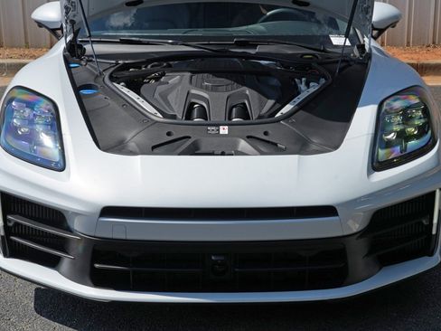 Used 2025 Porsche Panamera w/ Premium Package RWD image 8