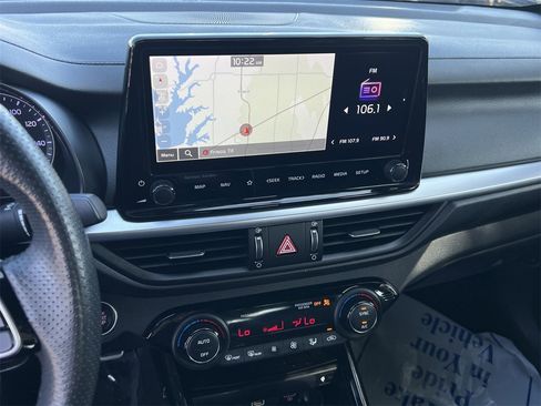 Used 2023 Kia Forte GT-Line w/ GT-Line Premium Package image 15