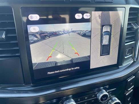 Used 2023 Ford F350 Lariat image 31