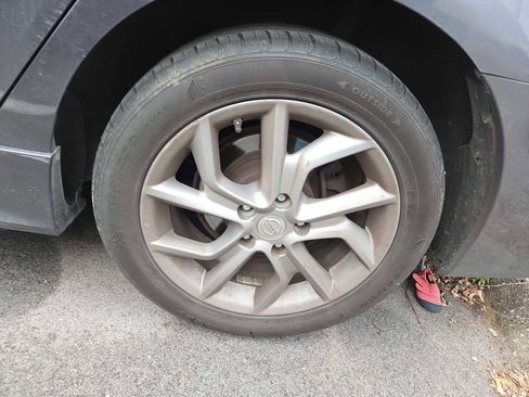 Used 2014 Nissan Sentra SR w/ SR Driver Package image 6