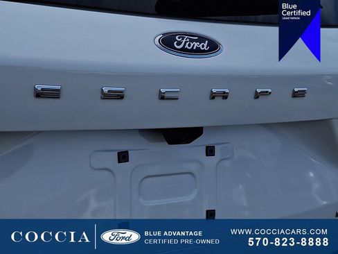 Certified 2022 Ford Escape SEL image 30