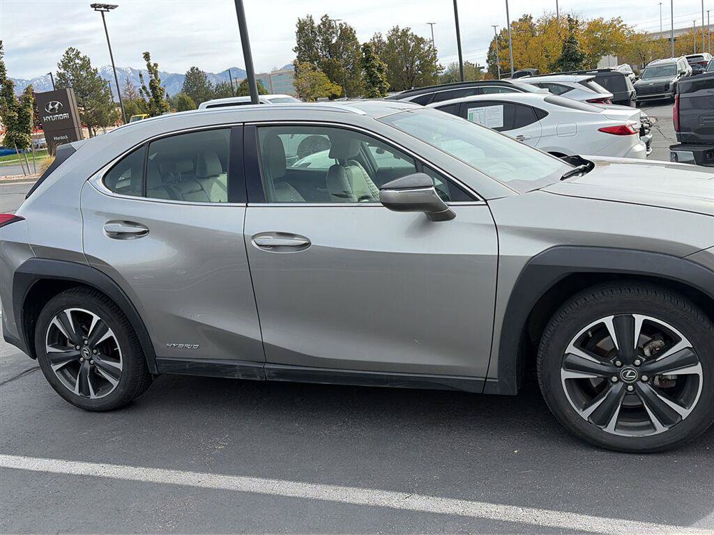 Used 2020 Lexus UX 250h w/ Premium Package AWD/4WD image 2