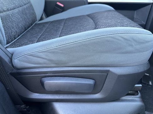 Used 2013 RAM 1500 Big Horn AWD/4WD image 30