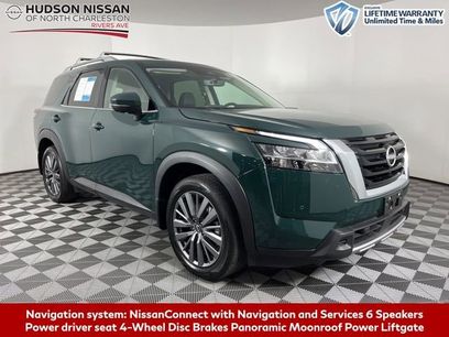 Used 2024 Nissan Pathfinder SL w/ SL Premium Package