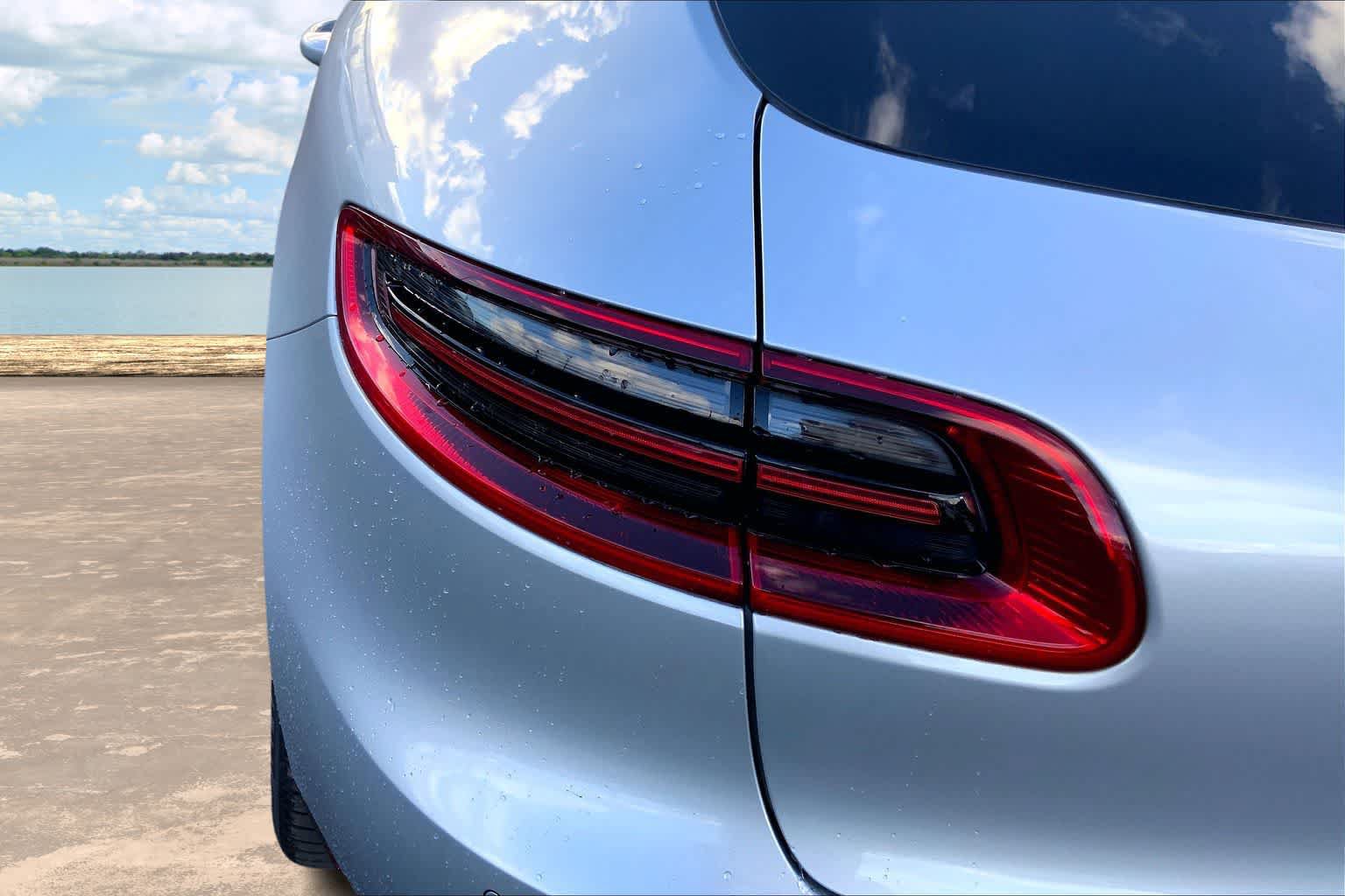 Used 2018 Porsche Macan S AWD/4WD image 32