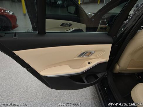 Used 2020 BMW 330i Sedan w/ Driving Assistance Package image 37