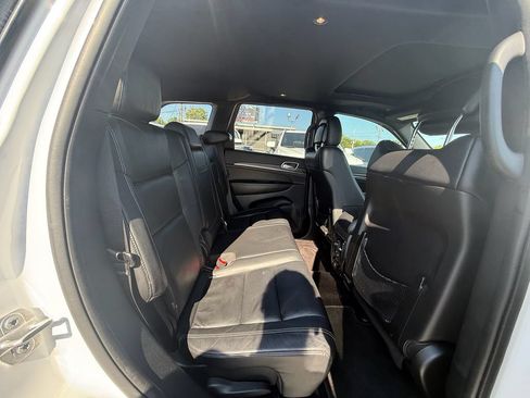 Used 2017 Jeep Grand Cherokee Limited AWD/4WD image 21