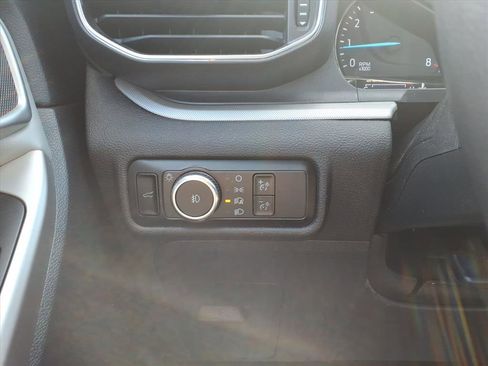 Certified 2023 Ford Explorer XLT w/ Equipment Group 202A image 17