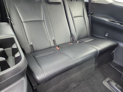 Used 2025 Toyota Grand Highlander AWD image 12