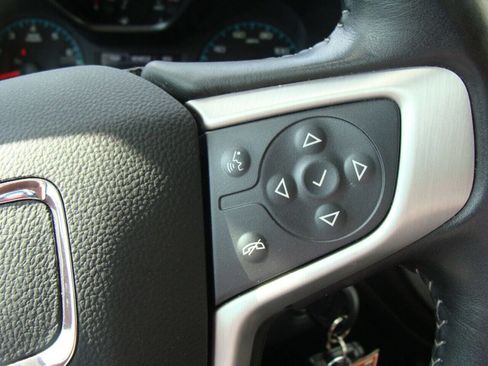 Used 2022 GMC Canyon Elevation image 9