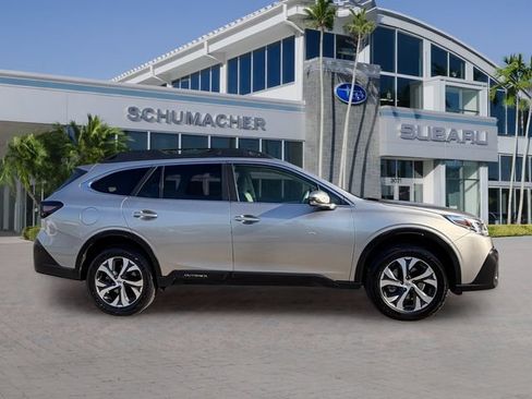 Used 2020 Subaru Outback Limited AWD/4WD image 8