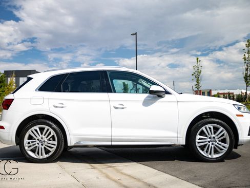 Used 2018 Audi Q5 2.0T Premium Plus w/ Premium Plus Package AWD/4WD image 16