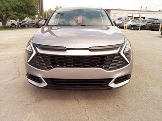Used 2025 Kia Sportage LX video 2