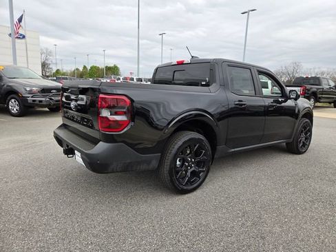 New 2026 Ford Maverick Lariat w/ Black Appearance Package AWD/4WD image 42