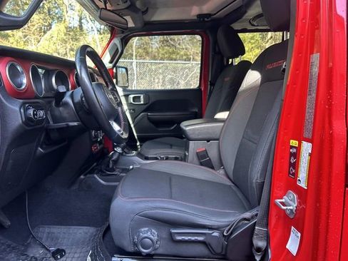 Used 2020 Jeep Gladiator Rubicon image 14