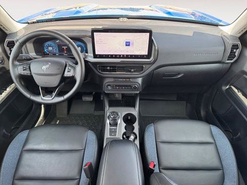 Certified 2025 Ford Bronco Sport Outer Banks w/ Outer Banks Tech Package+ AWD/4WD image 10