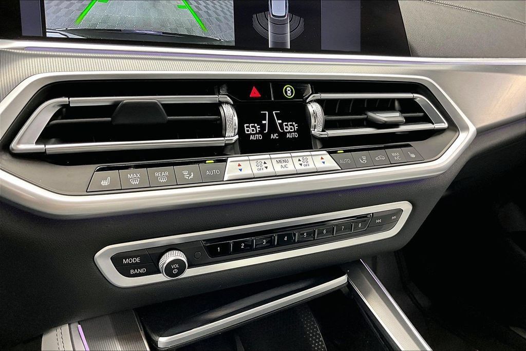 Used 2023 BMW X5 xDrive40i AWD/4WD image 31