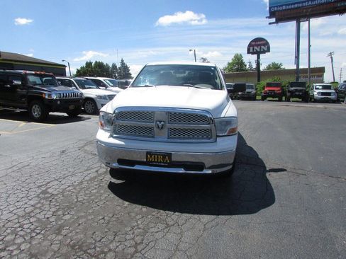 Used 2011 RAM 1500 Classic SLT RWD image 2
