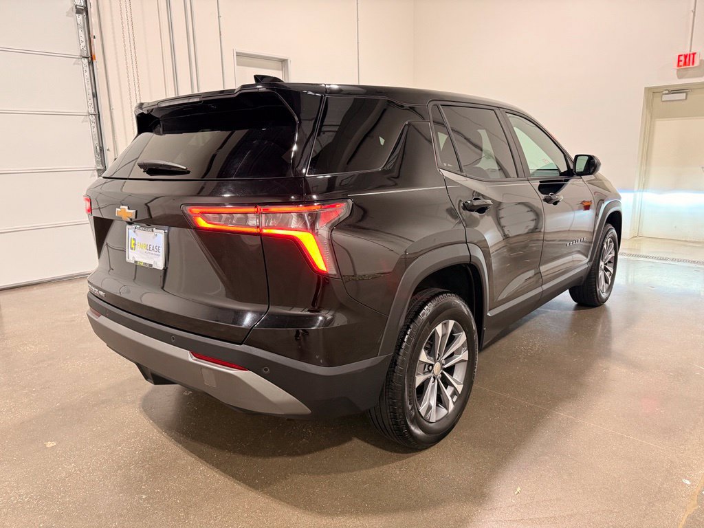 Used 2026 Chevrolet Equinox LT AWD/4WD image 5