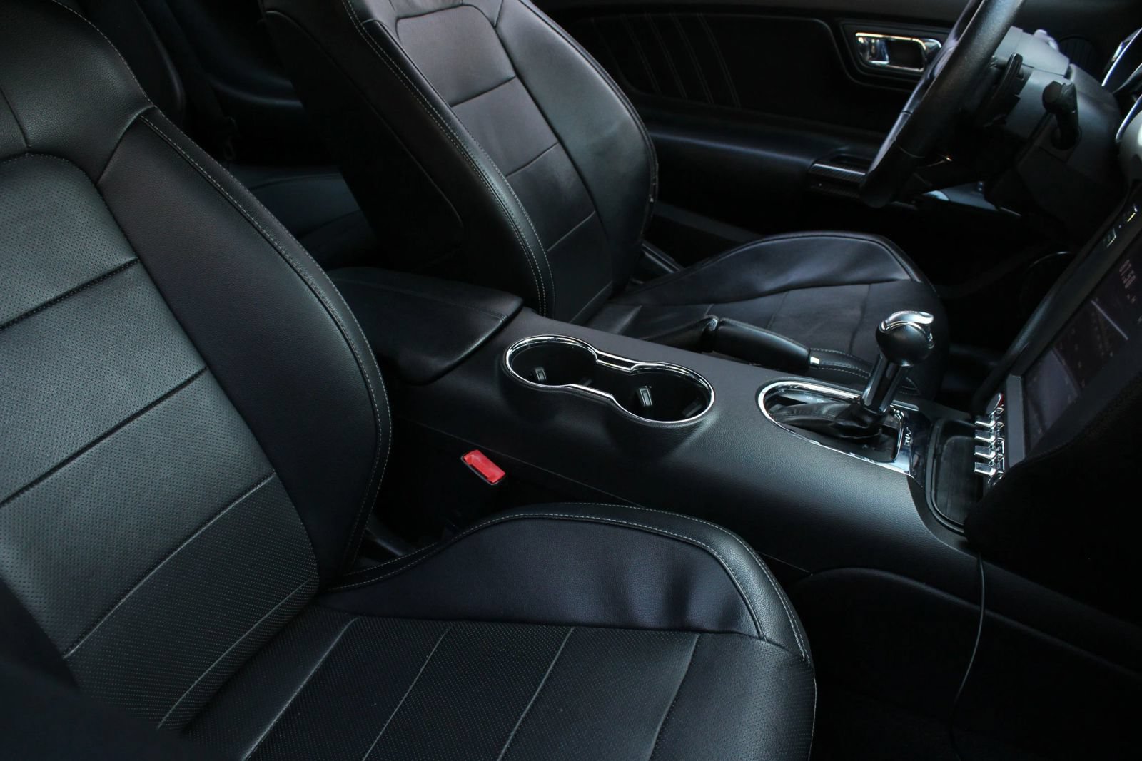 Used 2016 Ford Mustang Premium RWD image 20