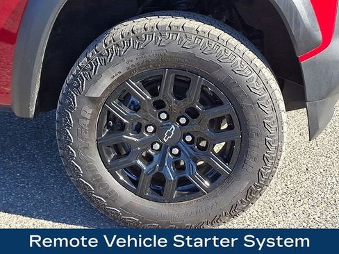 Used 2025 Chevrolet Colorado Trail Boss image 12