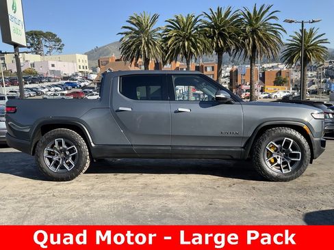 Used 2022 Rivian R1T Launch Edition image 3
