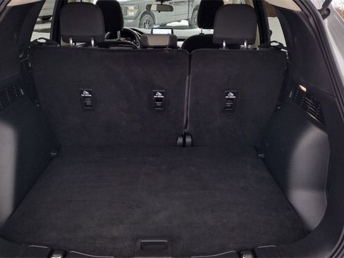 Certified 2020 Ford Escape SE image 24