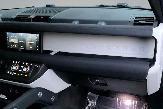 Used 2023 Land Rover Defender 90 S AWD/4WD image 19