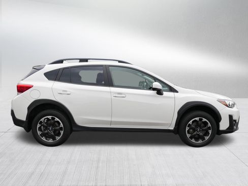 Used 2021 Subaru Crosstrek 2.0i Premium w/ Moonroof Package AWD/4WD image 8