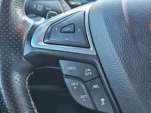 Used 2021 Ford Edge ST image 24