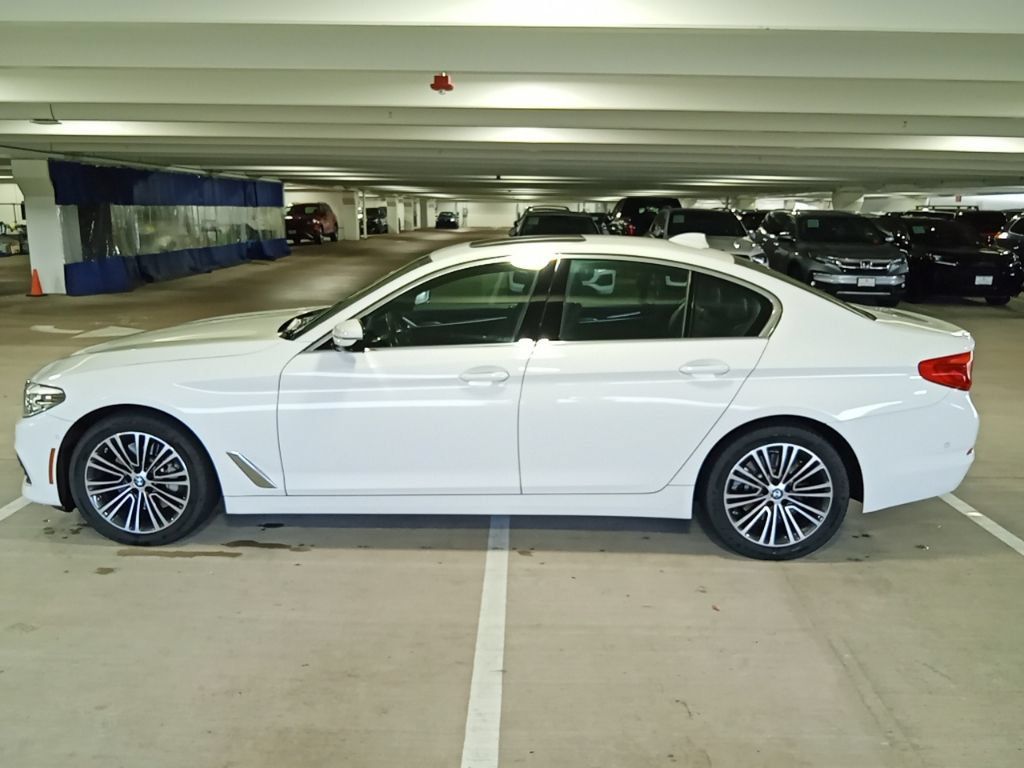Used 2020 BMW 530i xDrive w/ Convenience Package AWD/4WD image 8